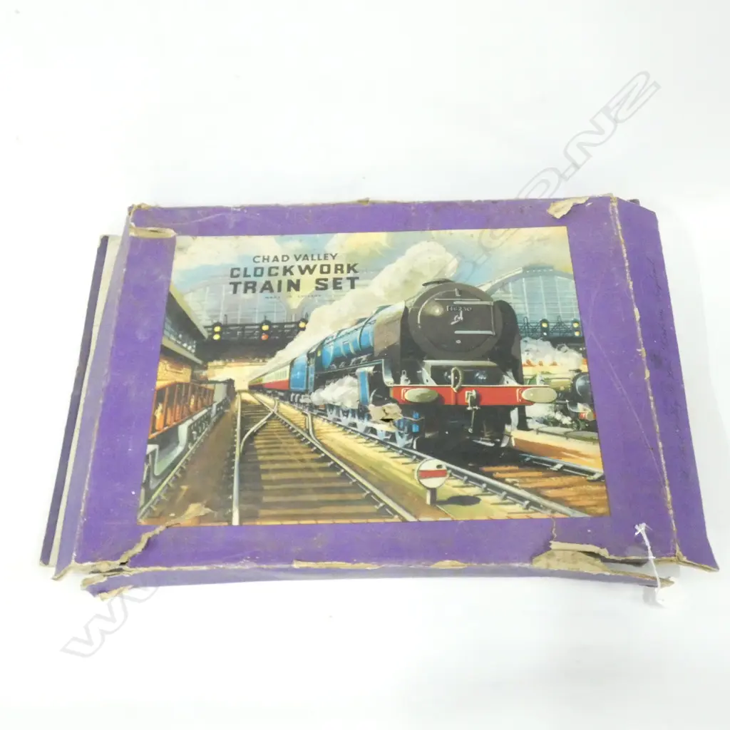 CHAD VALLEYS CLOCKWORK TRAIN SET & TRACKS. IN ORIGINAL BOX WHICH HAS WEAR. Image 1++
